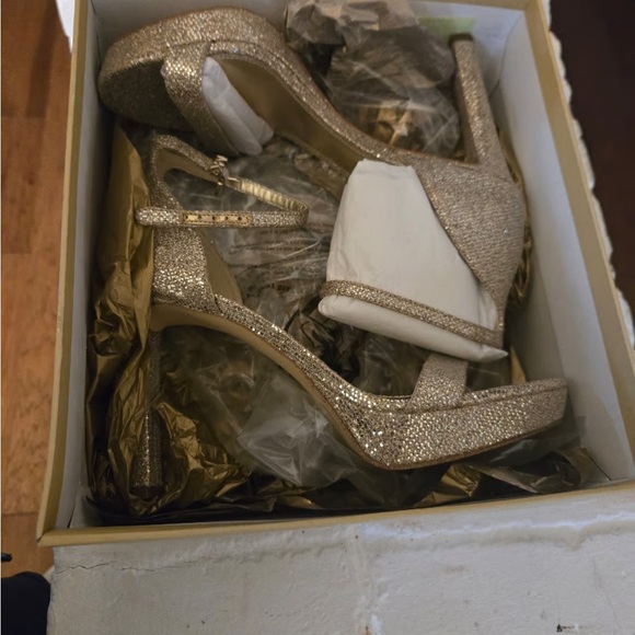 Michael Kors Shimmering Gold Heels - Picture 6 of 7
